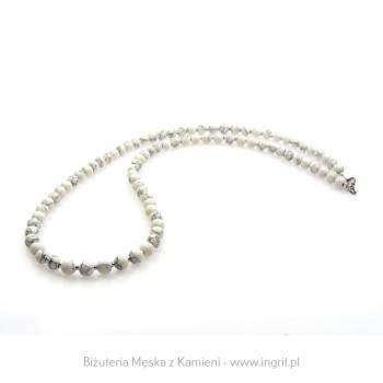 Długi biały naszyjnik męski